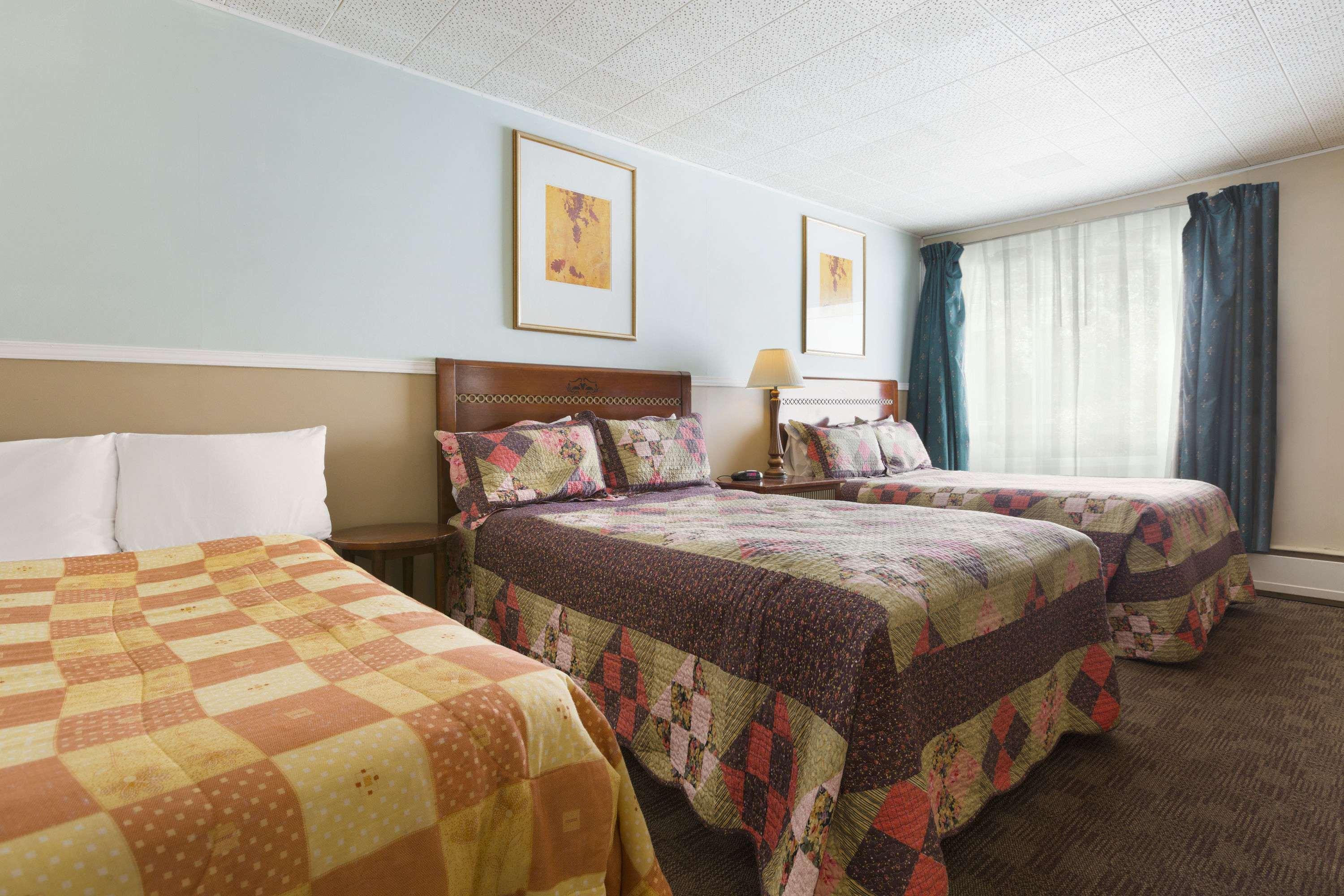 Travel Inn Cochrane Ngoại thất bức ảnh