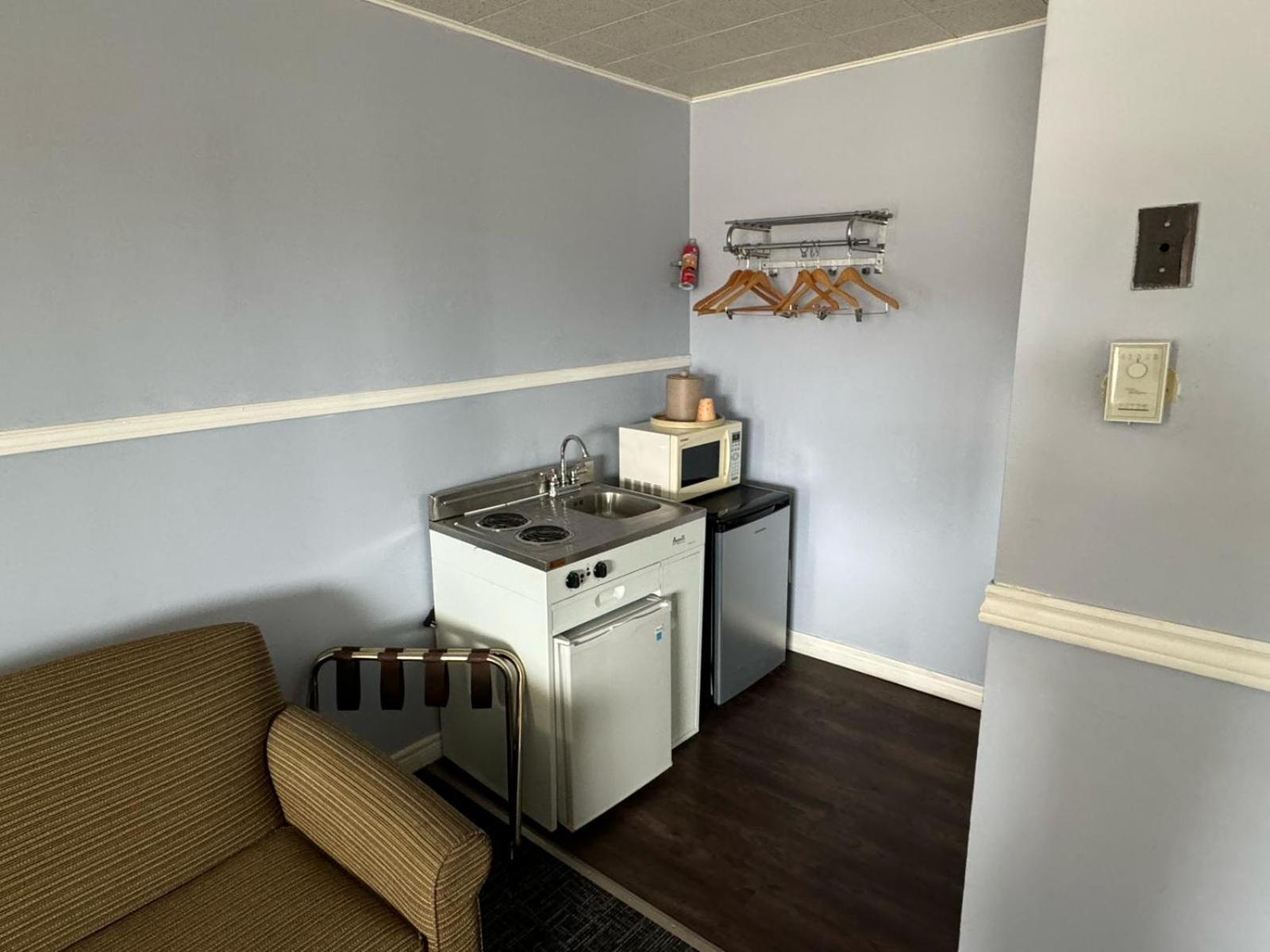 Travel Inn Cochrane Ngoại thất bức ảnh